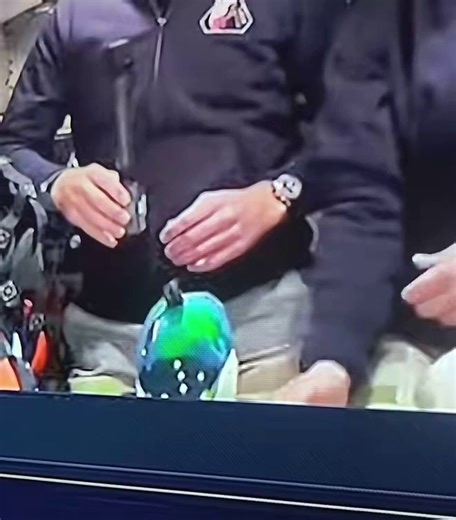 The way flerfs will edit footage then claim their edits are evidence nasa is lying when the original footage is easily available really shows how the people running these accounts are dishonest grifters.