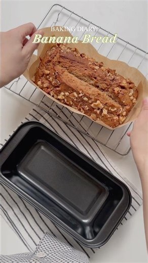A quiet weekend bake, turning overripe bananas into something warm and comforting. #bananabread
