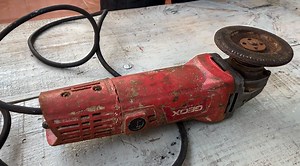 Restoring Old Rusty Iron Cutter Machines to Their Full Potential