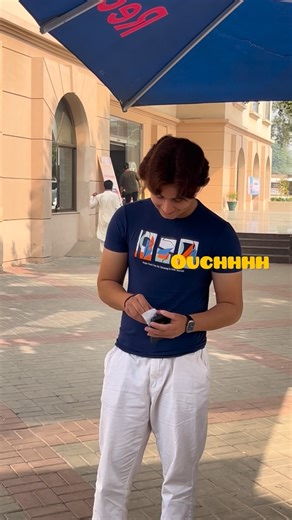 A Y E S H A 🦋 on Instagram: "Just casually ruining strangers’ peace with funny notes 😂💀 Which one was your favorite? 💬 🎥 Seen on every college campus soon😉 Just another day in college life ,random notes, funny reactions, and pure chaos #college #life #CampusHumor#foryou #studentlife #university #unilife #fun #spreadlove💙 #foryou #reel #CollegeExperiment #RandomActsOfFun #campuschronicles #FunnyNotes #SocialExperimentReel #StudentMoments#instamood"