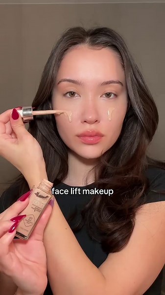 How to Achieve a Natural Face Lift Using Makeup Techniques