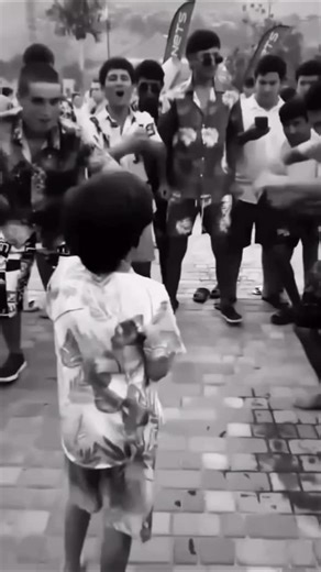 281 reactions · 5 comments | Vibes #freestyle #freestylemusichits #flashback #music #viral #djallanback #dance #movie #vídeo #freestylemusic #saturday #travel #party #travelgram #musicproducer #musicvideo #funny #life #movie #saturday #sunday | DjAllan Back | Facebook