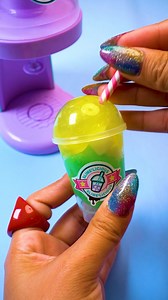 921K views · 19K reactions | Haciendo mini Smoothies de slime con esta maquinita que venía en un kit. #diy #slimes #slime #slimekit #smoothie | Supermanualidades | Facebook