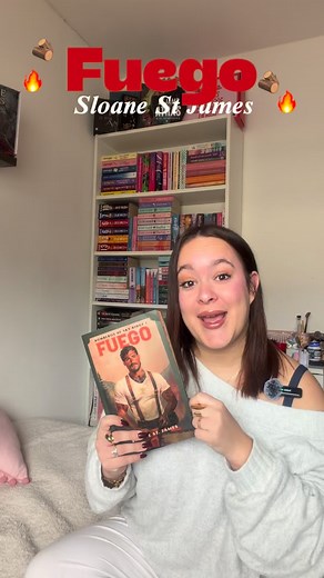 2.9K views · 718 reactions | Fuego ❤️‍蝹 Es uno de esos libros que te cautiva desde la primera página y donde el spicy se convierte en mi motor de vida 來 @crossbookslibros @annajc_ @miriam_mlc #bookstagram #fypシ #fyp #viral #fypppppppppppppppppppppppppppppppppppppppppppppppppppppppppppppppppppppp #booksbooksbooks #fypシ❤️❤️ #viralvideos #reels #facebook #fypreelsinstagram #foryou #facebooklive #trending #trendingréels #explore | Laaibooks | Facebook
