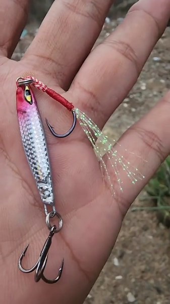 Laser Casting Lure Metal Jig Sinking Fishing Bait Heavy Jigging With Treble Hook Assist Hook