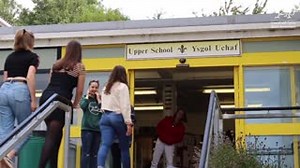 3K views · 41 reactions |  GCSE Results Wales 2019  Congratulations to everyone in Wales receiving their GCSE results today! And a huge thanks to all the teachers and parents for their support along the way! This year we've seen: ✅ More A*-Cs overall ✅ More A*-Cs in Welsh Second Language ✅ More pupils studying Science and achieving A*-As ✅ More pupils studying English Literature and achieving A*-Cs Well done to you all! Llongyfarchiadau!  | Welsh Government | Facebook