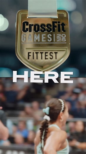 Feeroozeh Saghafi on Instagram: "2014 I signed up for my first open… only one year into this whole Crossfit thing. My only goal was to prove my fitness to myself, prove that I can feel the nerves and hurt and still push through, and realize how much stronger I can become by doing hard things with a community around me! 12 years in… we’re still signing up for the @crossfitgames OPEN! Goals are different, I’m not that same girl, but the magic of the Open has never changed😍 Cool to think that if I