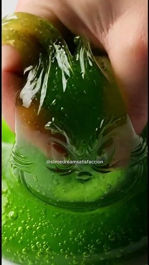 Grinch kawaii slime! 💚✨ Super glossy, stretchy and full of satisfying pops.