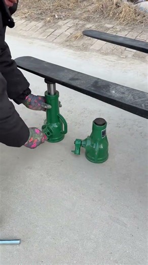 #ScrewJack #MechanicalJack #SpiralJack #ManualJack #LiftingEquipment #IndustrialTools