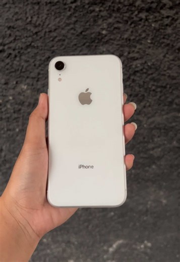 si putih Xr 128 siapp dipinang 🤍🩶🤍🩶, info selanjutnya langsung dm/wa admin yaa #iphonemurah #hpsecond #sidoarjo #surabaya #fyp