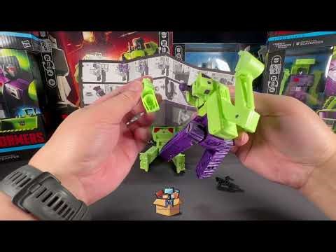 His arm popped out! First transformation of Scavenger!