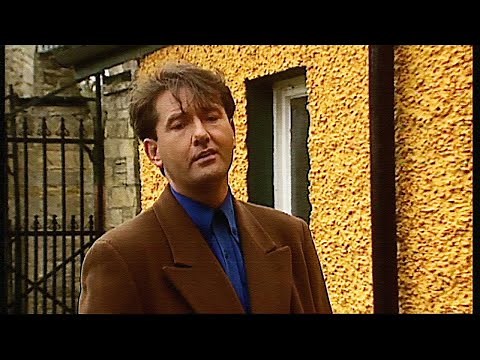 The Best Of Daniel O'Donnell On Film: Chapter 22 - Give A Little Love