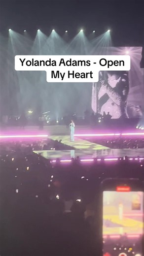 Yolanda Adams Sings Open My Heart Live