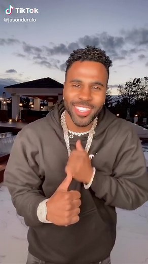 Happy National Haitian Flag Day... celebrating my country like.. 🇭🇹 #Haitianflagday #Haiti￼