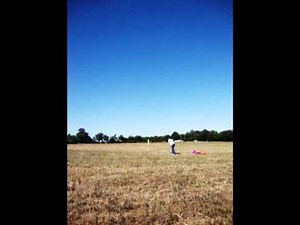 Fusée à eau avec parachute radiocommandé