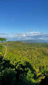 Vidéo of Nosy Be from mont passot .Mont Passot c’est un point culminant de Nosy Be ,culmine à 329m.En plus,connu pour sa belle vue panoramique.Donc c’est un idéal pour regarder le coucher de soleil 🌅 #nosybe #excursion #coucherdesoleil #touroperateurdenosybe #voyageàmadagascar @everyone followers | Nosy - Be Record Excursion
