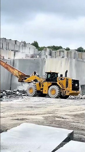 The Counter-Force Takedown: How Two Machines Fell a Stone Slab with Precision
