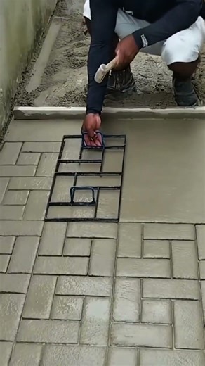 Make a cement mixture mixture on the floor surface that is quick and tight for paving installation