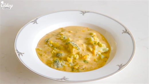 How to make Panera broccoli cheddar soup at home