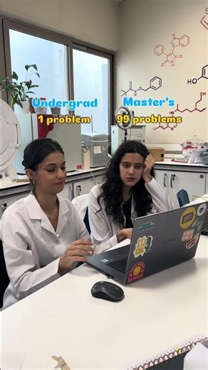 The only difference between undergrad and grad school? 🤔
