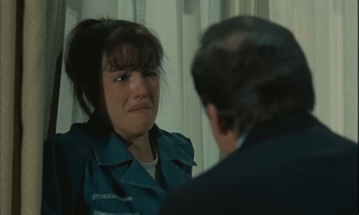 La Gifle (1974) Tu parles mal, tu travailles mal, tu danses mal, tu grandis mal | Le Monde des Avengers