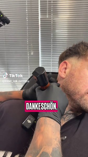 Die beste Position für ein Tattoo am Hals