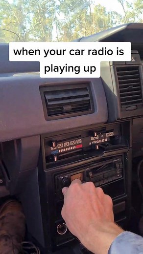 When your car radio is playing up 🤬😈 #radio #sendit #viral #fyp #rage #foryoupage #wreckit