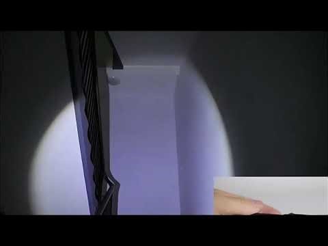 Potente linterna LED recargable por USB, resistente al agua, con Zoom,