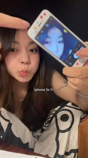 1.1K views | iPhone 5s OG Nostalgia Unlocked!The most aesthetic iPhone ever — pure retro iOSlook #iPhone5s #RetroApple #RetroGadgetsPH | Retro Gadgets PH | Facebook