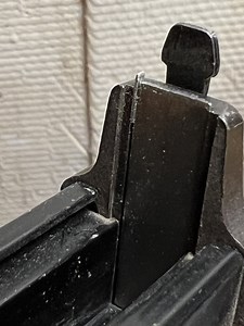 Pneumatic stapler clog