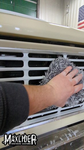 8.4K views · 176 reactions | Look at how this uncut 1967 Bronco cleaned up! It has the 6-cylinder engine with a three-speed column-shift manual transmission. Checkout the Bronco at https://inventory.maxliderbros.com/vehicles/189/1967-ford-bronco #maxliderbrothers #classicbronco #classicford #4x4 #offroad #bronco #fordtrucks | Maxlider Motors, LLC | Facebook