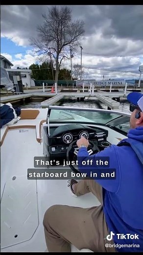 Bridge Marina Docking How-To: Making a 90 Degree Turn into the Slip #boat #boating #docking #howto