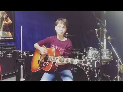 Jacob Swann sing a song