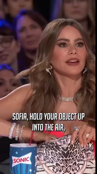 How Did She Know?! 🤯 #comedy #agt #americasgottalent #ventriloquist #magic #mindreader #mentalism #simoncowell #sofiavergara #terrycrews | Got Talent Global