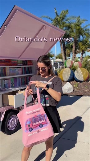 Andrea | EAT + EXPLORE on Instagram: "Romance-only book truck in Orlando💖📚🚛 @poppythebooktruck is Orlando’s beloved New Romantics Bookstore ( @thenewromanticsbooks ) on wheels 🛞🫶🏼 Not only will you find romance books, you’ll find great gift ideas like cups, bookmarks, etc (especially Tay Tay gifts✨) Find Poppy at a local market in Central Florida! I got to shop her at @the.happiest.market this weekend. 💖Follow me for more Orlando finds