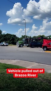 174K views · 820 reactions | THE SCENE in Waco at Jefferson & University Parks, where body was found inside an SUV pulled out of the Brazos River. Waco Police Department confirmed to KWKT FOX 44 that body was that of a 39-year-old Hispanic woman. The woman’s identity is not available at this time. Crews started the work at the scene around 10:10 this morning. We’re working on further details. | KWKT FOX 44 | Facebook