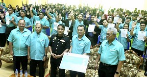 UMP Holdings signs MACC corporate integrity pledge | New Straits Times