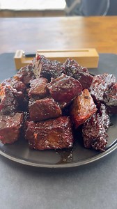 Smoked chuck roast burnt ends | Miguels cookingwithfire