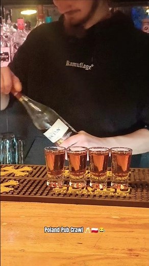 From Strangers to Friends: Kraków Nightlife Experience🇵🇱🥂 #krakow