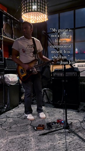 Mastering Punk Guitar: Tips and Techniques for Beginners