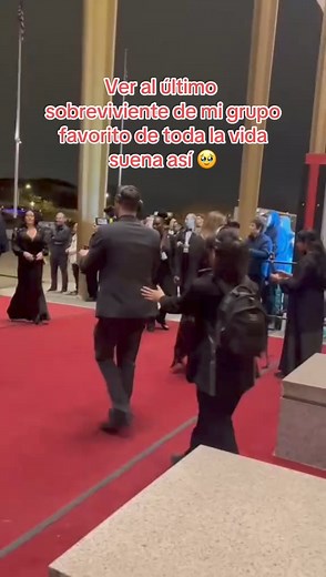 Barry Gibb la leyenda, de la iconica banda Bee Gees. #recuerdosinolvidables | Jueves De Clásicos