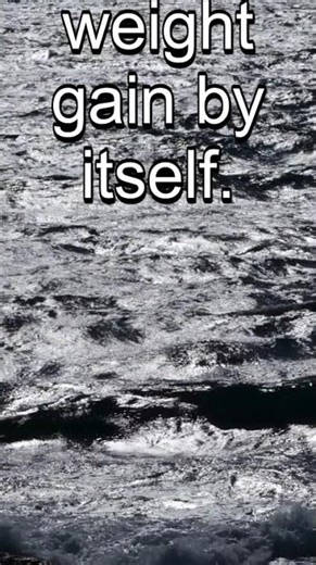 🧠 Eating before bed doesn't make you fat. But what you eat at 10 PM m...