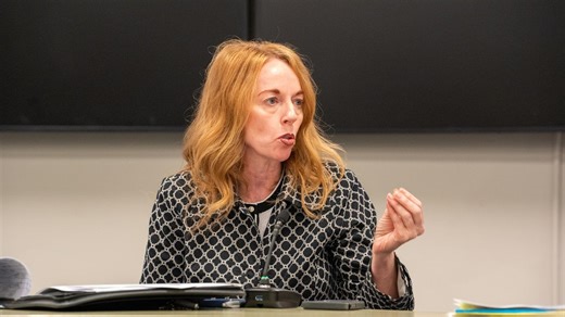 East Lansing deliberates police oversight amid accusations of excessive force - The State News