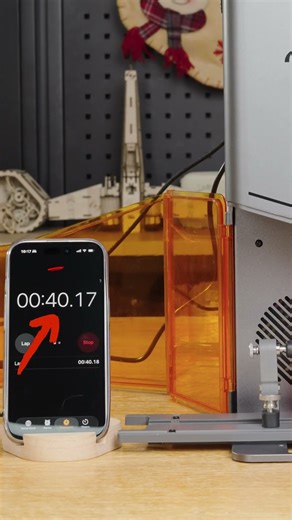 Just 40 seconds! Create personalized Christmas glass ornament #AtomStack#Christmas#DIY #laserengrave