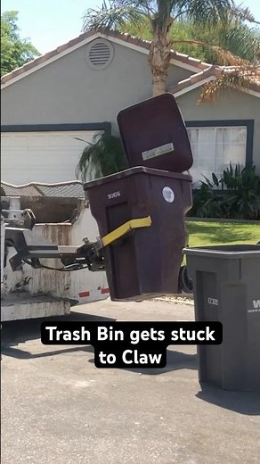Trash Bin Gets Stuck to Garbage Truck Claw 😅 #gogarbage #garbagetruck