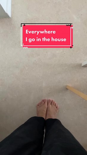 Cuddles please 🐾🥰 #goldador #goldenretriever #labrador #labradorretriever #newpuppyparents #newpuppy #puppiesoftiktok #dogs #dogsoftiktok #doglover