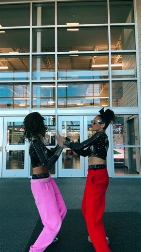 Day 2!!! #cheer #duo #2persondance #twin @Violet | dances for 2 people