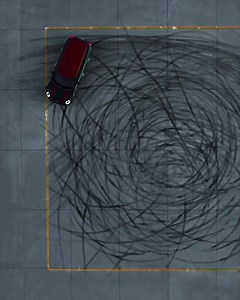 306HPという並外れたパワーと、それを制御する強力なブレーキング。John Cooper Worksの歴史の中でも群を抜く、最高の一台がいまここに。 | MINI