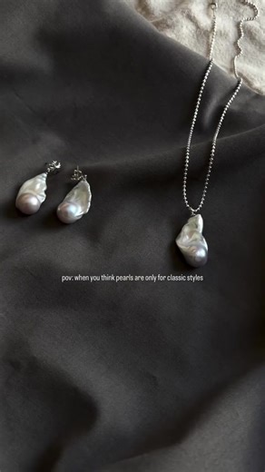 Discover Unique Baroque Jewelry at Paris Fashion Week