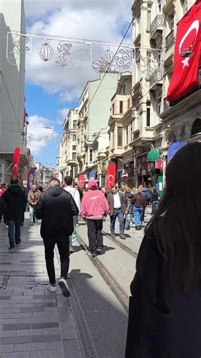 Beyoğlu Istanbul 🇹🇷 Full Walking Tour | Taksim, Istiklal Caddesi, History & Urban Life